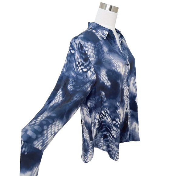 COS Silk Long Sleeve Button Up Shirt Blouse Printed Blue White Small NWT 8 - Picture 4 of 14